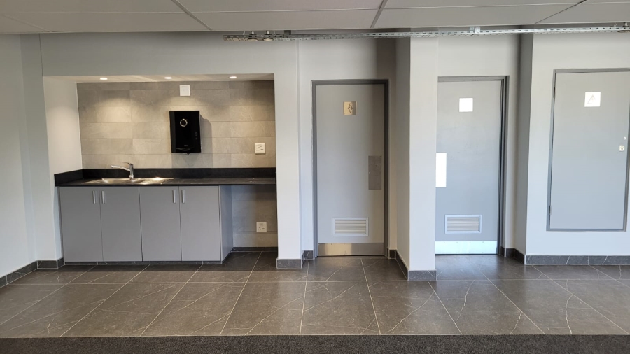 To Let commercial Property for Rent in Blackheath Industrial Western Cape